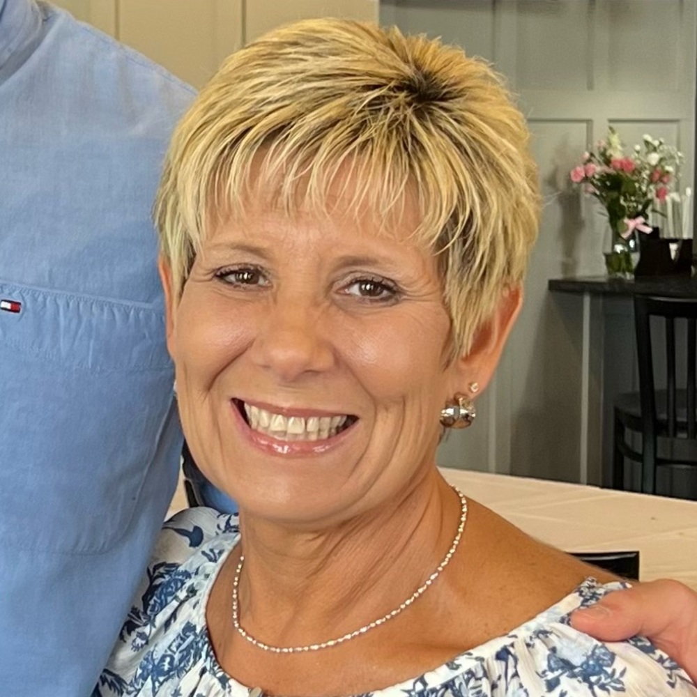 Meet your Posher, Kelli